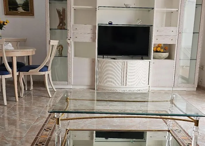 Ura Montecarlo شقة *