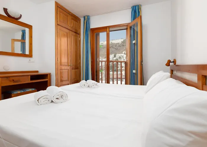 Ura Montecarlo شقة *